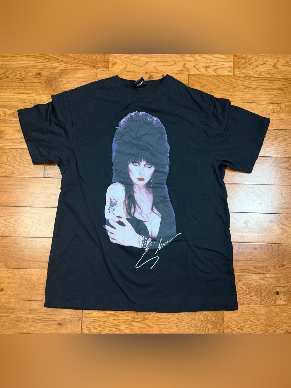 Cakeworthy x Elvira Mistress of the Dark Oversized T-shirt